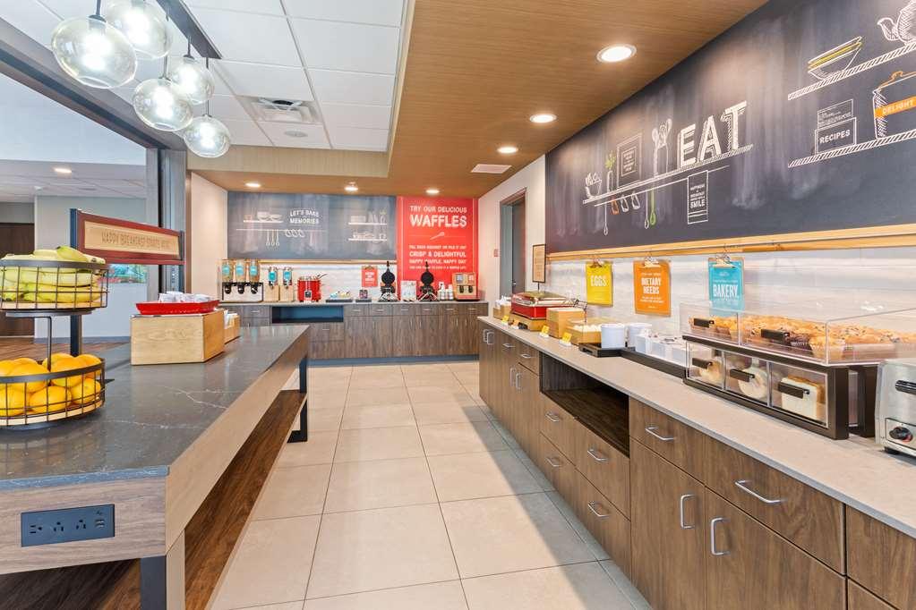 Hampton Inn & Suites Alachua I-75, Fl Restaurant photo